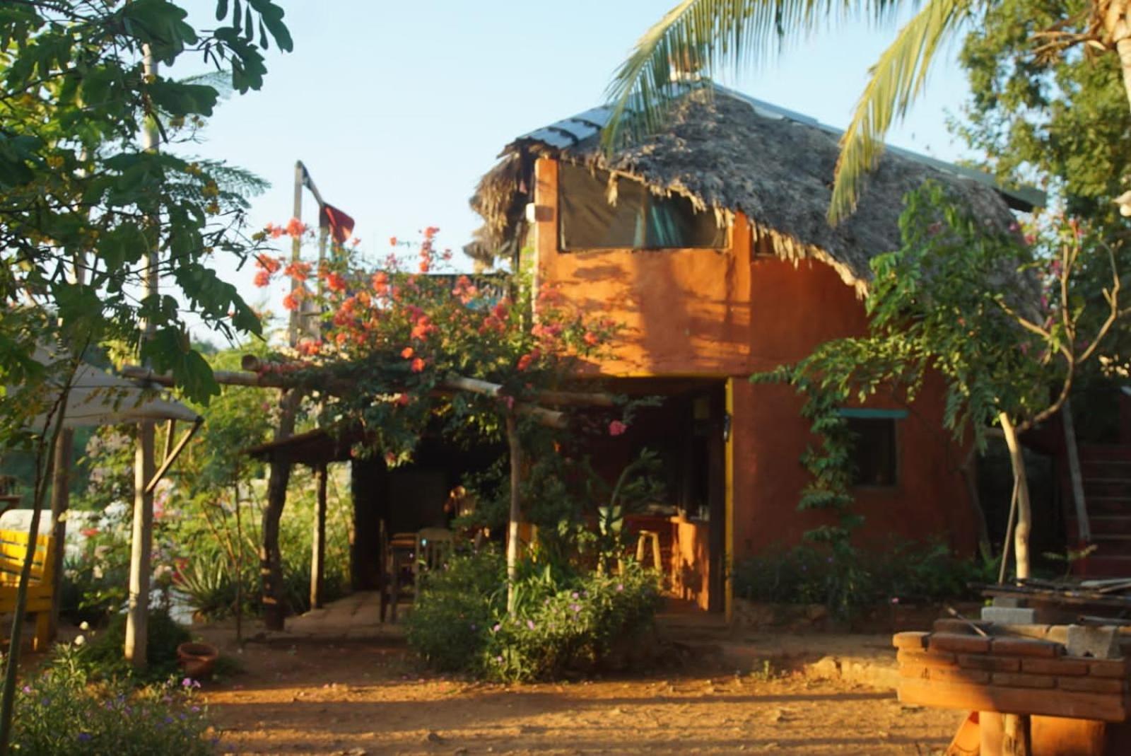 Balamjuyuc Cabanas Y Ecohostel Santa María Tonameca エクステリア 写真