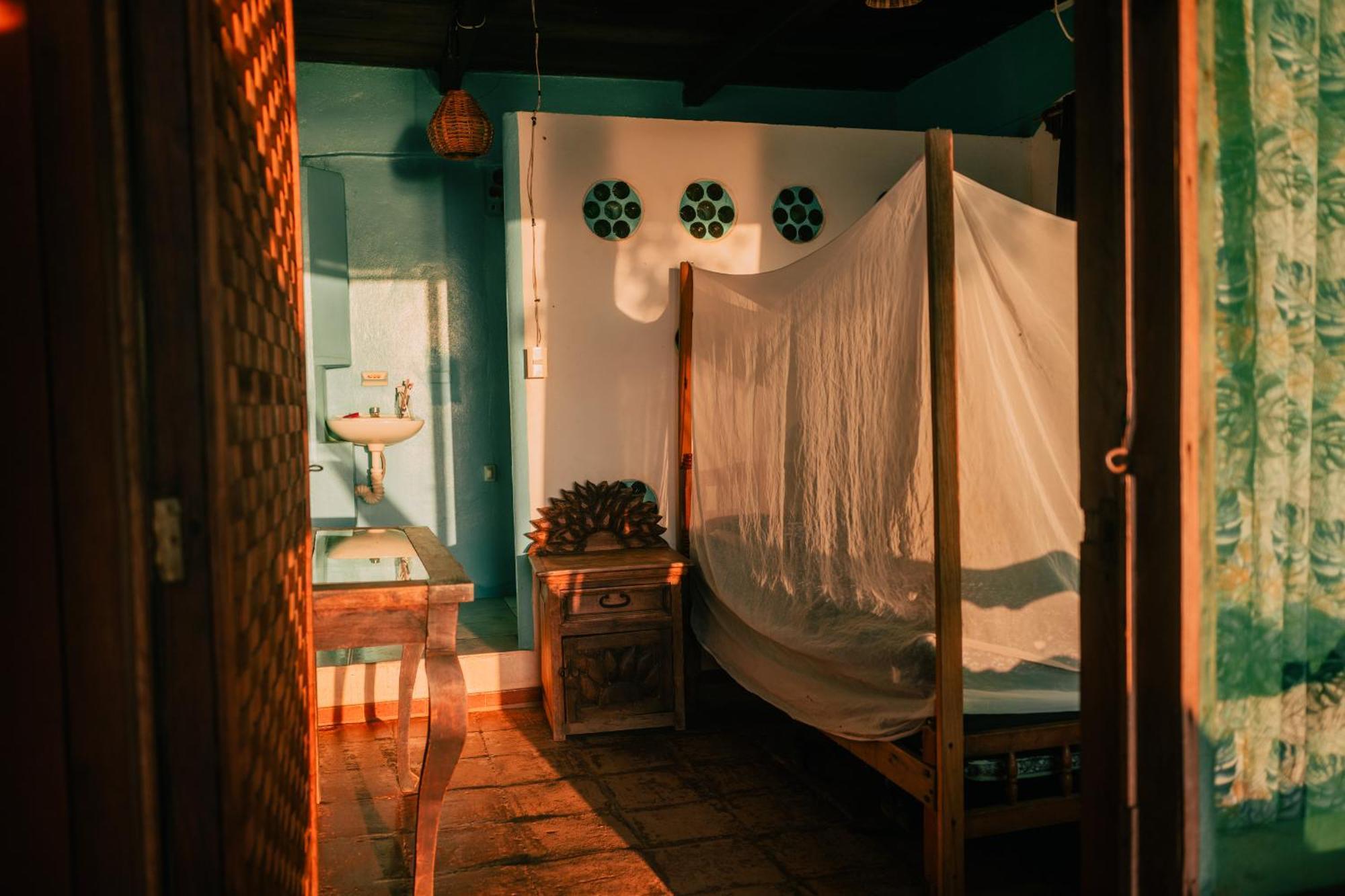 Balamjuyuc Cabanas Y Ecohostel Santa María Tonameca エクステリア 写真